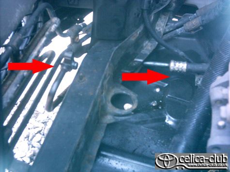AC---aircon-pipes-to-left-s.jpg